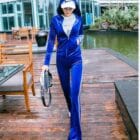 Ολόσωμη φόρμα , μαλακό βελούδο , κουκούλα , χοντρή λευκή ρίγα - SPORTY CHIC - AD