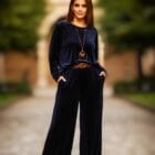 Βελούδινη Αρμονία Σετ με Στυλ και Ελευθερία , άνετη μπλούζα , παντελόνι , ζώνη & κολιέ - ΄΄Soft Lines΄΄ - LO