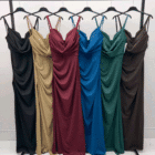 Μίντι Φόρεμα "Αίσθηση Ροής" με V λαιμόκοψη και ντραπέ λεπτομέρειες και σούρες - "Sculpted Elegance" - LO