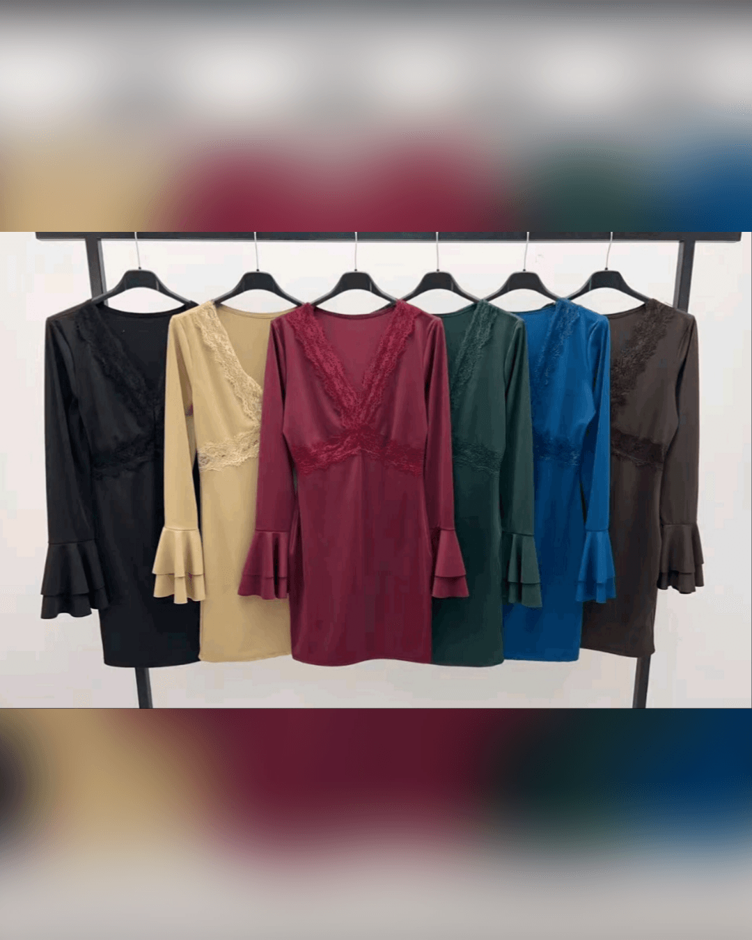 Μίνι Φόρεμα "Αέρινη Σαγήνη" με δαντελένια V λαιμόκοψη και μανίκια βολάν - "Lace Whispers Mini" - LO