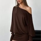 Μίνι φόρεμα , ανοιχτή πλάτη , λοξή λαιμόκοψη , μανίκια φαρδία με στενούς καρπούς - "Backless Stories" - LO