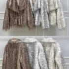 Γυναικείο fluffy γουνάκι με μεγάλο πέτο – ζεστό και κομψό χειμερινό αξεσουάρ - ''Elegant Fluffy Shawl'' - AD