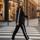 Oversize Blazer με Λευκή Ρίγα & Jogger Παντελόνι με Κορδόνι - ΄΄Urban Sporty Elegance Set΄΄ - AD